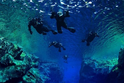 Silfra snorkelling