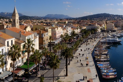 Charming towns Le Castellet and Sanary