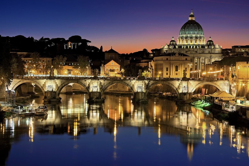 Sistine Chapel, Vatican Museum and St. Peter's Basilica tour by train