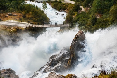 Olden tour to Briksdal Glacier