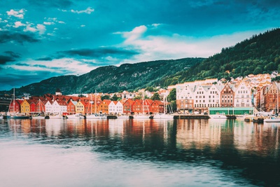 Funicular to Mount Floyen and walking tour of Bergen